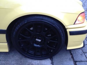 BBS CH MOTORSPORT Felge in 8x18 ET 35 mit Dunlop SP Sport Reifen in 225/35/18 montiert vorn Hier auf einem 3er BMW E36 M3 3.2 (Coupe) Details zum Fahrzeug / Besitzer