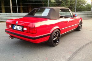 335Ci in Brilliantrot auf 17" Porsche-Alus - 3er BMW - E30