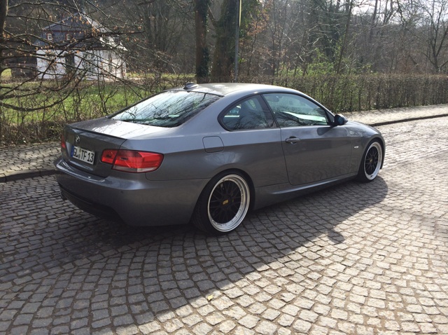 BMW 330d Coup - 3er BMW - E90 / E91 / E92 / E93