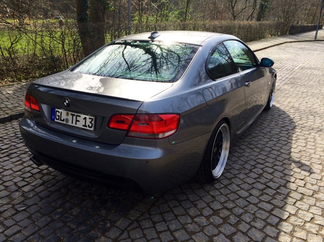 BMW 330d Coup - 3er BMW - E90 / E91 / E92 / E93