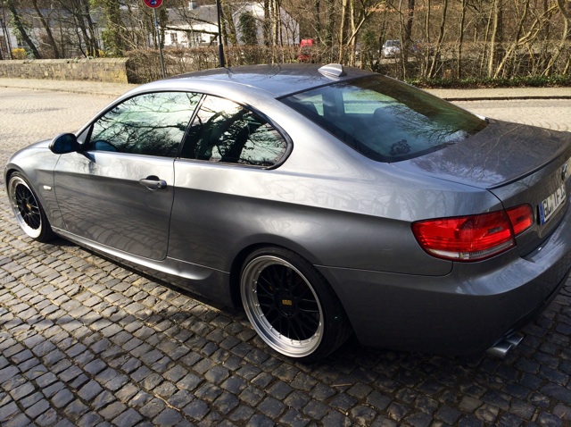 BMW 330d Coup - 3er BMW - E90 / E91 / E92 / E93