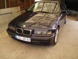 318 iS Touring, Avusblau - 3er BMW - E36