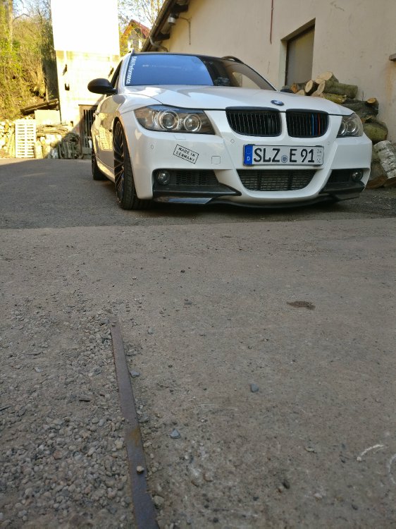 335XI Touring M-Paket Alpinweiss - 3er BMW - E90 / E91 / E92 / E93