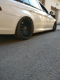 335XI Touring M-Paket Alpinweiss - 3er BMW - E90 / E91 / E92 / E93
