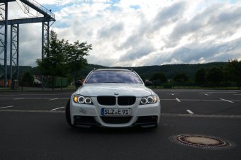 335XI Touring M-Paket Alpinweiss - 3er BMW - E90 / E91 / E92 / E93