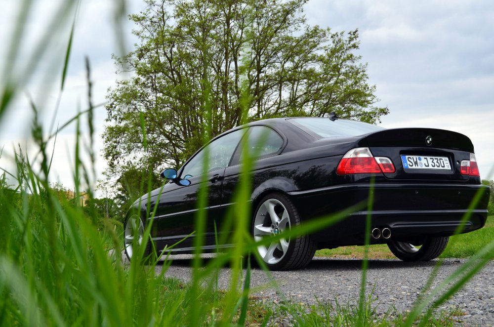 E46 330 Carbonschwarz - 3er BMW - E46