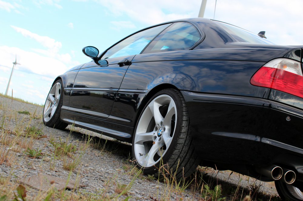 E46 330 Carbonschwarz - 3er BMW - E46