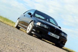 E46 330 Carbonschwarz - 3er BMW - E46