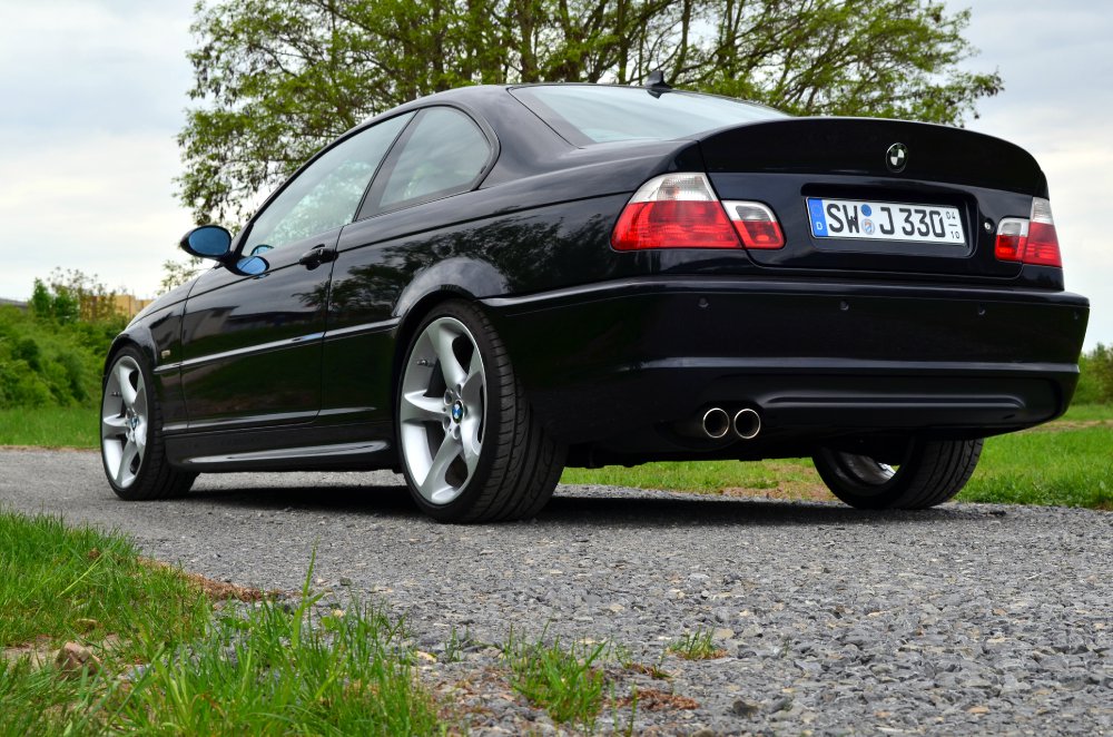 E46 330 Carbonschwarz - 3er BMW - E46