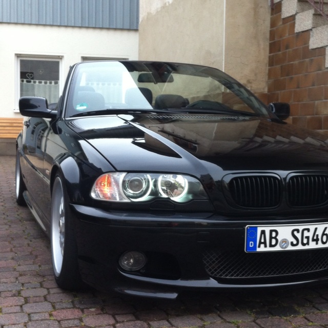 BMW e46 325i Cabrio Black - 3er BMW - E46