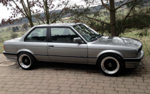 BMW E30 328i 24V, Lachssilber - 3er BMW - E30