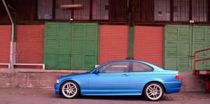 E46 Azurblau matt - 3er BMW - E46 E46 Azurblau matt - 3er BMW - E46