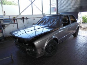 E30, 320i. The Old Lady - 3er BMW - E30