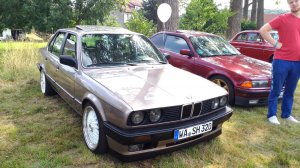 E30, 320i. The Old Lady - 3er BMW - E30