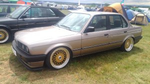 E30, 320i. The Old Lady - 3er BMW - E30