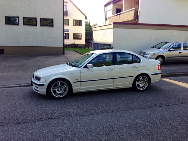 BMW e46 323i alpinaweiss III - 3er BMW - E46