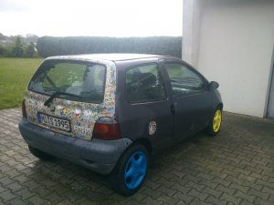Renault Twingo "Stickerbomb" - Fremdfabrikate