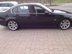 330i - 3er BMW - E90 / E91 / E92 / E93
