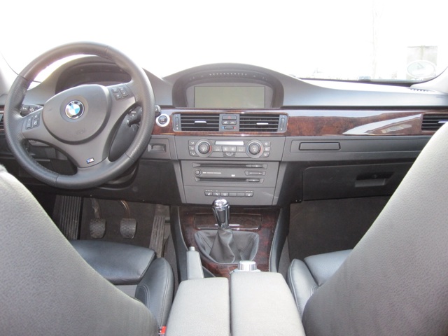 330i - 3er BMW - E90 / E91 / E92 / E93