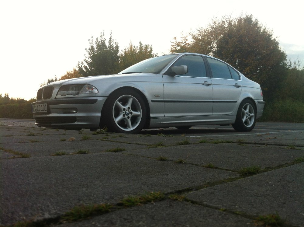 E46, 323i Limousine - 3er BMW - E46