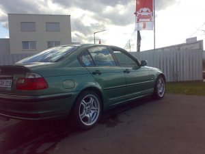 Ex-Fahrzeug: BMW 318i VFL "Holzklasse" - 3er BMW - E46