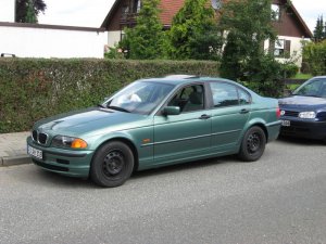 Ex-Fahrzeug: BMW 318i VFL "Holzklasse" - 3er BMW - E46