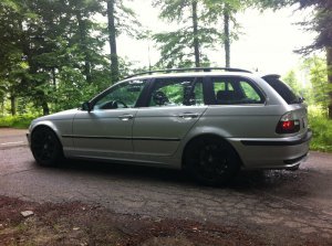 330ix Touring - 3er BMW - E46 330ix Touring - 3er BMW - E46