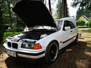 Mrs.White - 3er BMW - E36