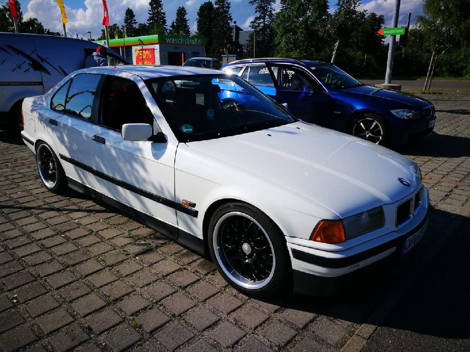 Mrs.White - 3er BMW - E36