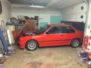 E30 323i/325i - 3er BMW - E30 E30 323i/325i - 3er BMW - E30