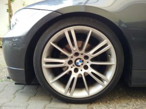 BMW M193 Felge in 8x18 ET 34 mit Bridgestone  Reifen in 225/40/18 montiert vorn Hier auf einem 3er BMW E90 318i (Limousine) Details zum Fahrzeug / Besitzer