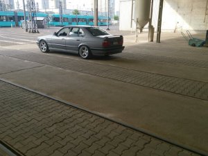 535i M - 5er BMW - E34