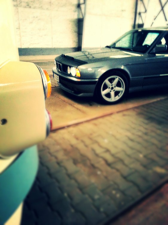535i M - 5er BMW - E34