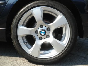 BMW Sternspeiche 157 Felge in 8x17 ET 34 mit Dunlop SP Sport 01 Reifen in 225/45/17 montiert hinten Hier auf einem 3er BMW E46 320i (Limousine) Details zum Fahrzeug / Besitzer