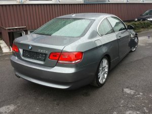 BMW 330d Coup - 3er BMW - E90 / E91 / E92 / E93