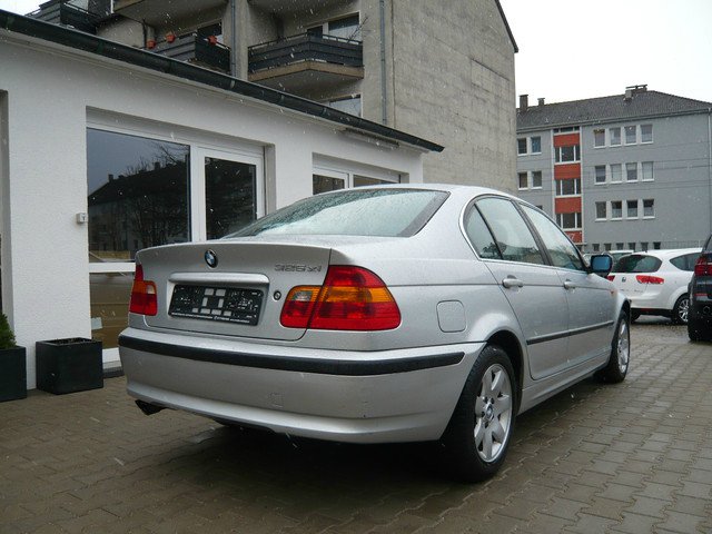 E46 325 i Limo - 3er BMW - E46