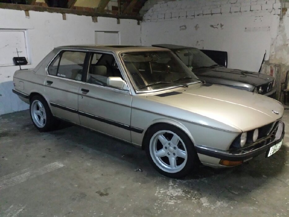 BMW e28 528i 1983 - Fotostories weiterer BMW Modelle