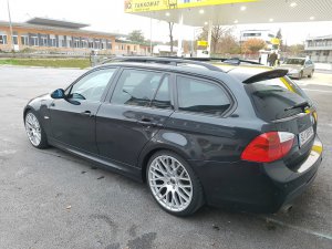 E91 320d Saphirschwarz - 3er BMW - E90 / E91 / E92 / E93 E91 320d Saphirschwarz - 3er BMW - E90 / E91 / E92 / E93