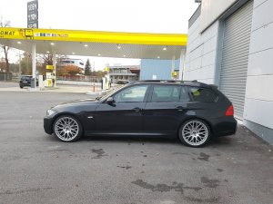 E91 320d Saphirschwarz - 3er BMW - E90 / E91 / E92 / E93 E91 320d Saphirschwarz - 3er BMW - E90 / E91 / E92 / E93