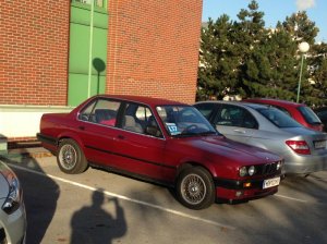 E30 Weinrot - 3er BMW - E30