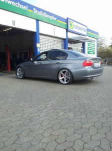 E90 320D Limousine Spacegrau - 3er BMW - E90 / E91 / E92 / E93 E90 320D Limousine Spacegrau - 3er BMW - E90 / E91 / E92 / E93