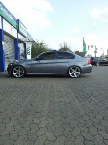 E90 320D Limousine Spacegrau - 3er BMW - E90 / E91 / E92 / E93 E90 320D Limousine Spacegrau - 3er BMW - E90 / E91 / E92 / E93