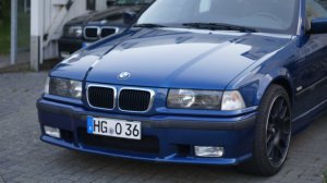 Touring Avusblau 323i - 3er BMW - E36