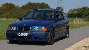 Touring Avusblau 323i - 3er BMW - E36