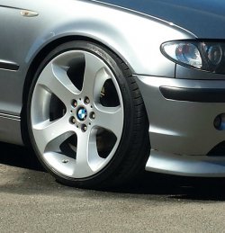 BMW Styling 132 Felge in 9x19 ET 45 mit Hankook S1 evo Reifen in 225/35/19 montiert vorn mit 10 mm Spurplatten Hier auf einem 3er BMW E46 320d (Touring) Details zum Fahrzeug / Besitzer