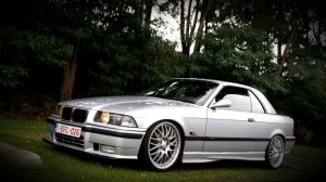 BMW E36 328i Arktissilber cabrio - 3er BMW - E36