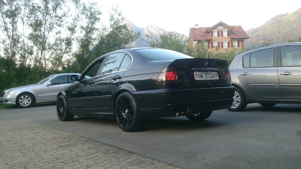 BMW E46 323I M-Paket 1 - 3er BMW - E46