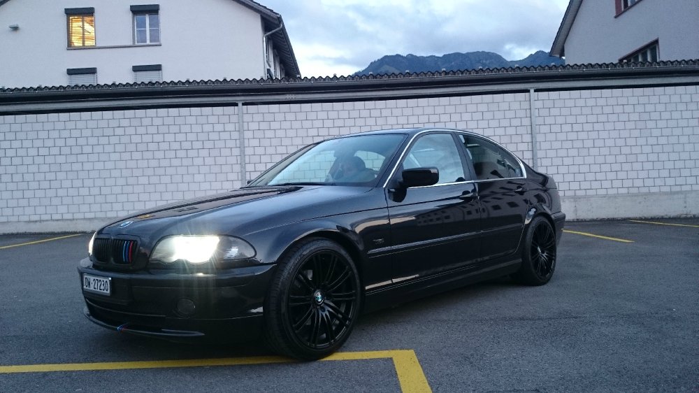 BMW E46 323I M-Paket 1 - 3er BMW - E46