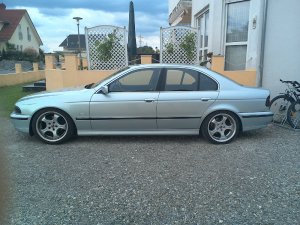 BMW 528i Glaciergrn - 5er BMW - E39