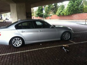 BMW E90 320d - 3er BMW - E90 / E91 / E92 / E93 BMW E90 320d - 3er BMW - E90 / E91 / E92 / E93